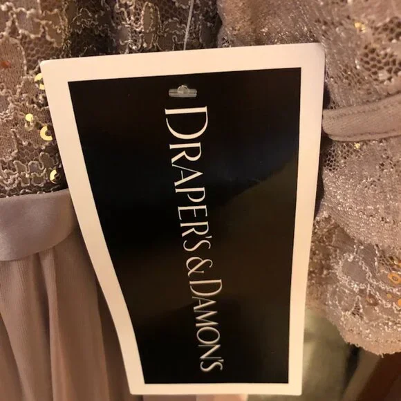 Wmn's formal dress - Picture 4 of 15